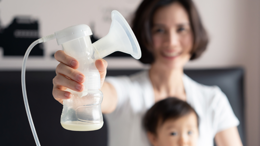 Did you know you’re entitled to a *free* breast pump through insurance?